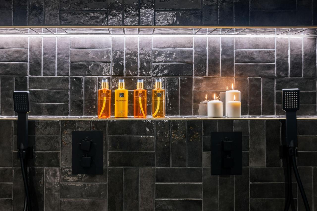 Stylish 4 Suites +Patio Luxury Apartment Gran Via Madrid Buitenkant foto